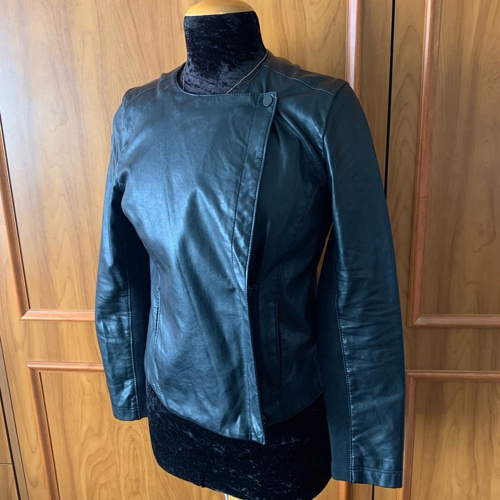 ✨CALVIN Klein Faux Leather Jacket✨